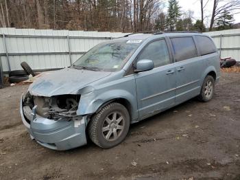  Salvage Chrysler Minivan