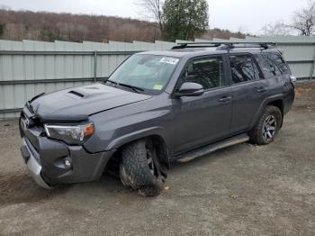  Salvage Toyota 4Runner