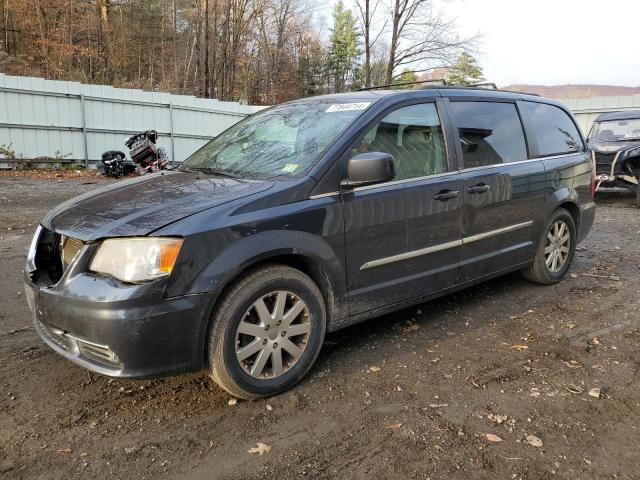  Salvage Chrysler Minivan