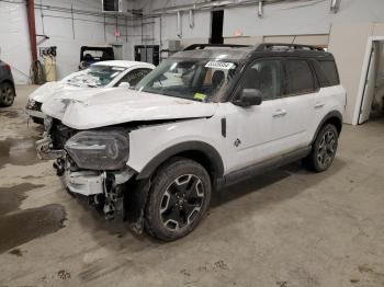  Salvage Ford Bronco