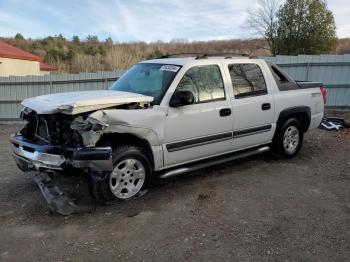  Salvage Chevrolet Avalanche