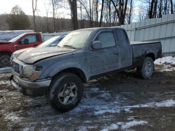  Salvage Toyota Tacoma