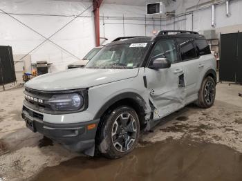  Salvage Ford Bronco