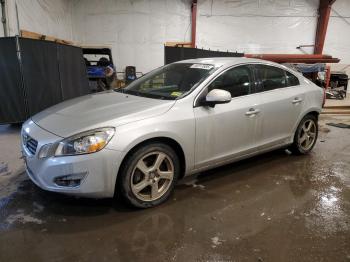  Salvage Volvo S60