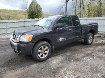  Salvage Nissan Titan