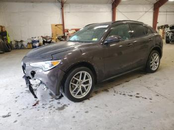  Salvage Alfa Romeo Stelvio
