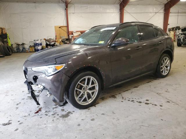  Salvage Alfa Romeo Stelvio