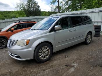  Salvage Chrysler Minivan