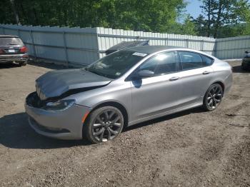 Salvage Chrysler 200