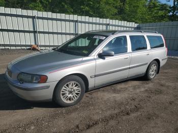  Salvage Volvo V70