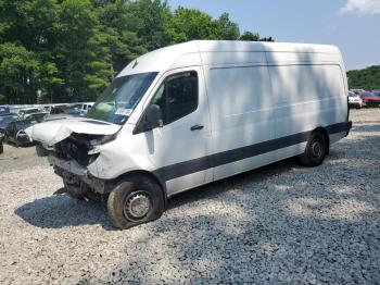  Salvage Mercedes-Benz Sprinter