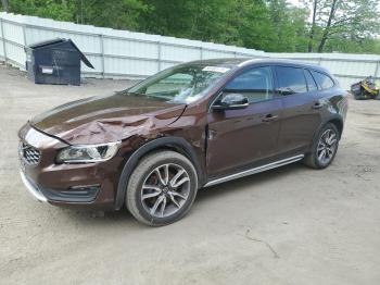  Salvage Volvo V60