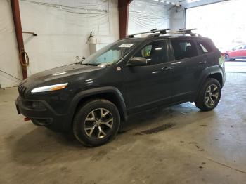  Salvage Jeep Cherokee