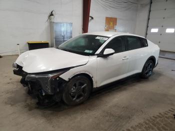  Salvage Kia K4 Lx