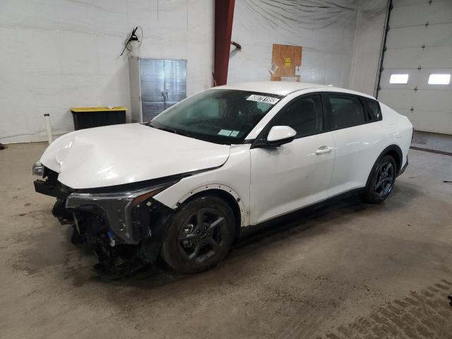  Salvage Kia K4 Lx
