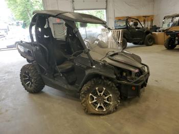  Salvage Can-Am Commander