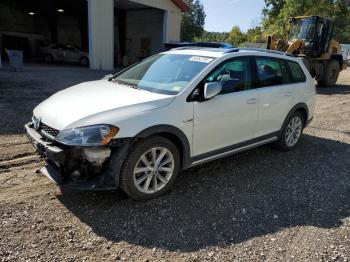  Salvage Volkswagen Golf