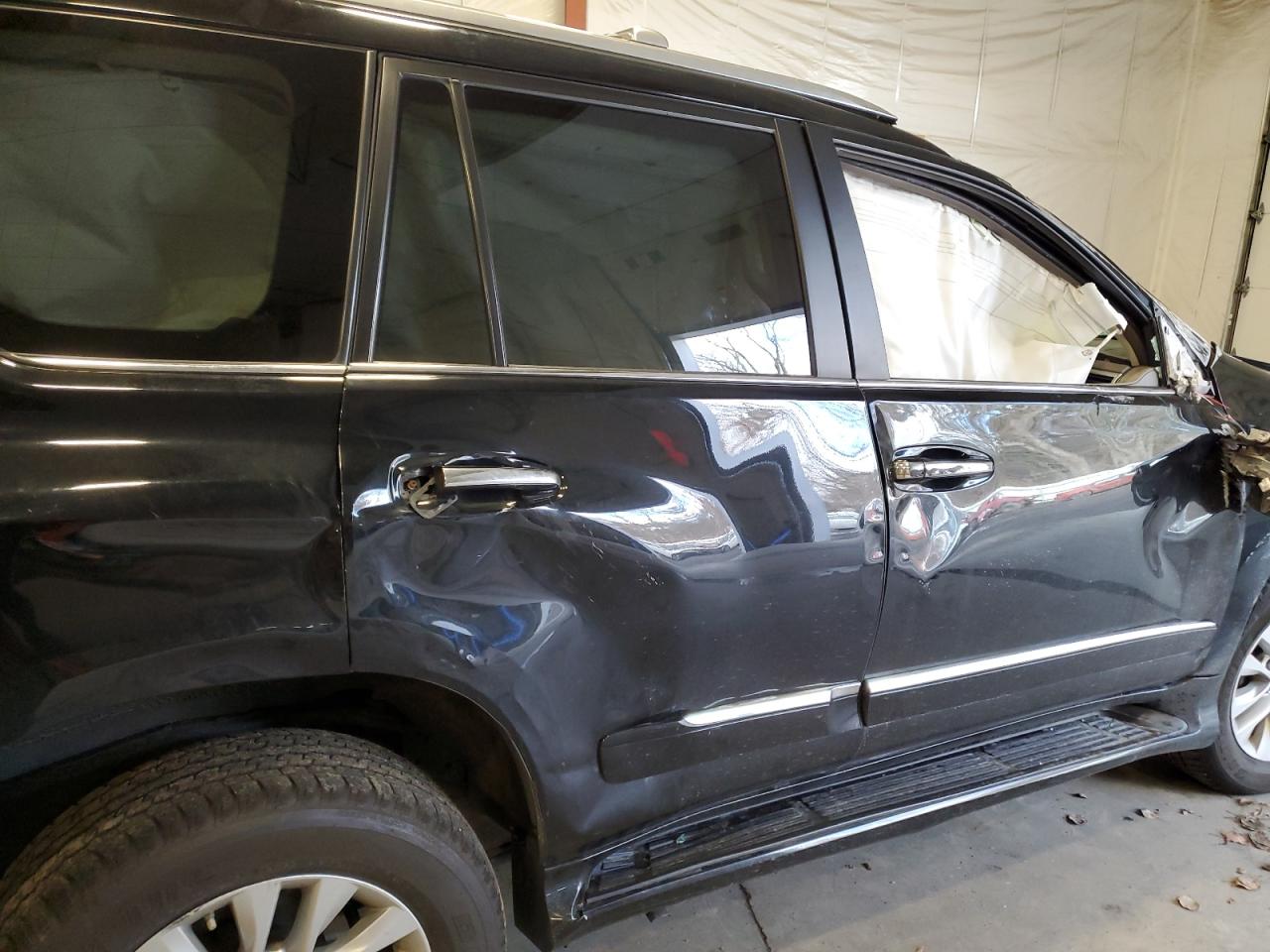 Lexus Gx 460 Image 2