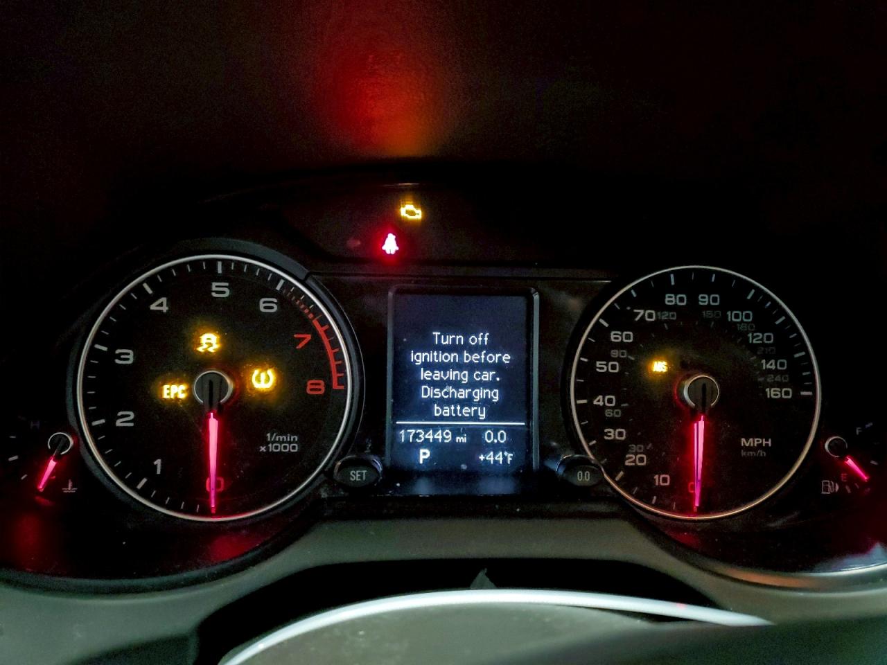 Audi Q5 Premium Image 13