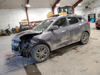  Salvage Hyundai TUCSON