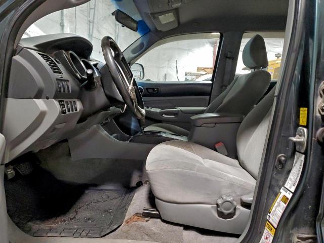 Toyota Tacoma Double Cab Image 6