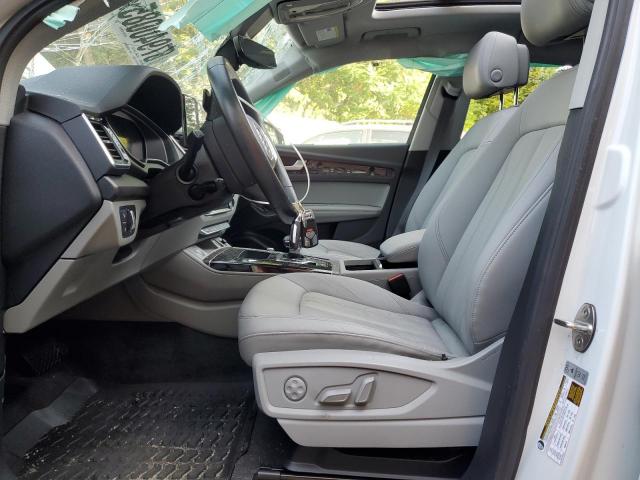 Audi Q5 Premium Plus 45 Image 9