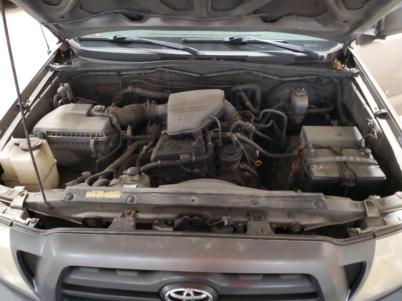 Toyota Tacoma Access Cab Image 8