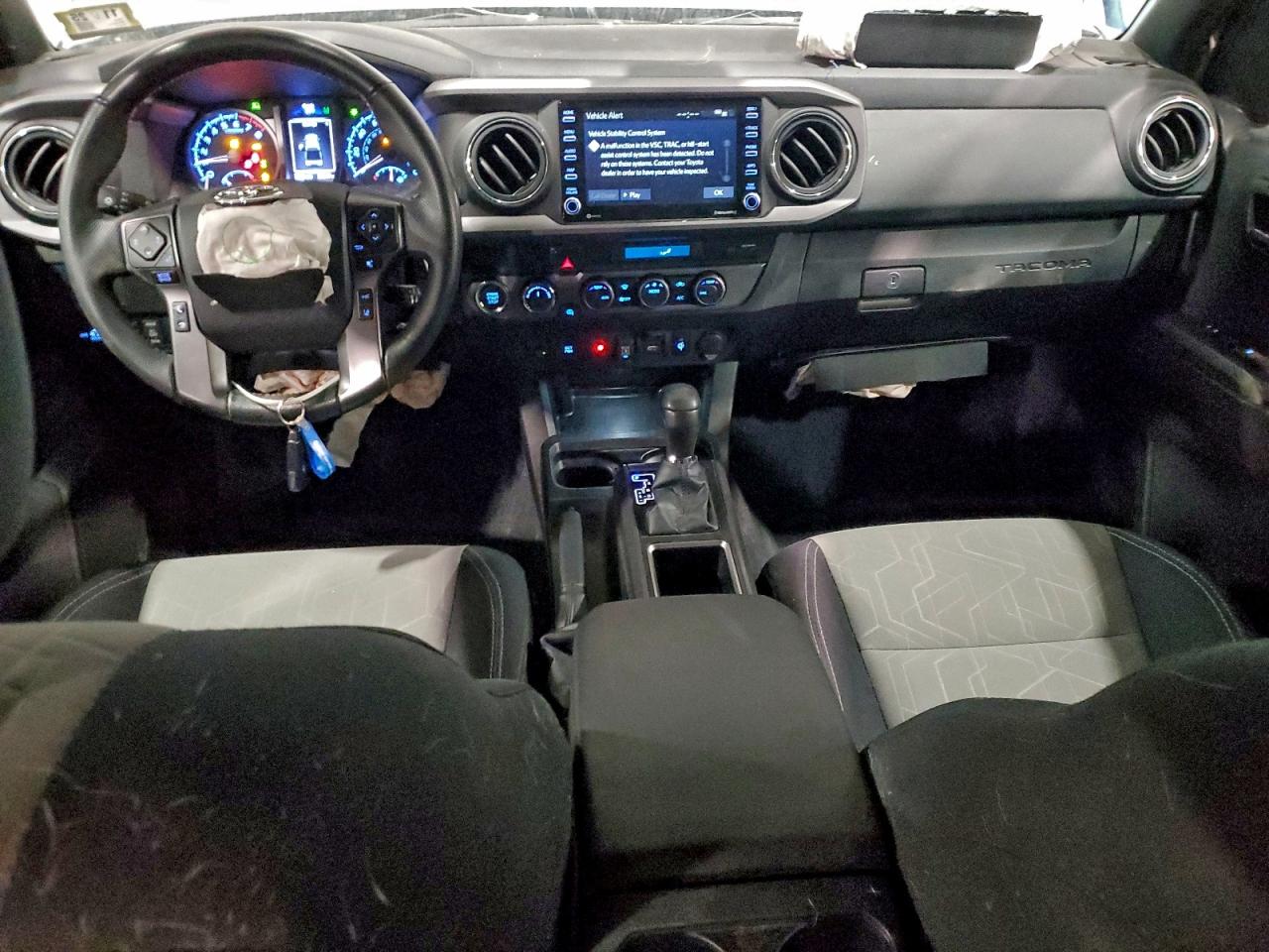 Toyota Tacoma Double Cab Image 6