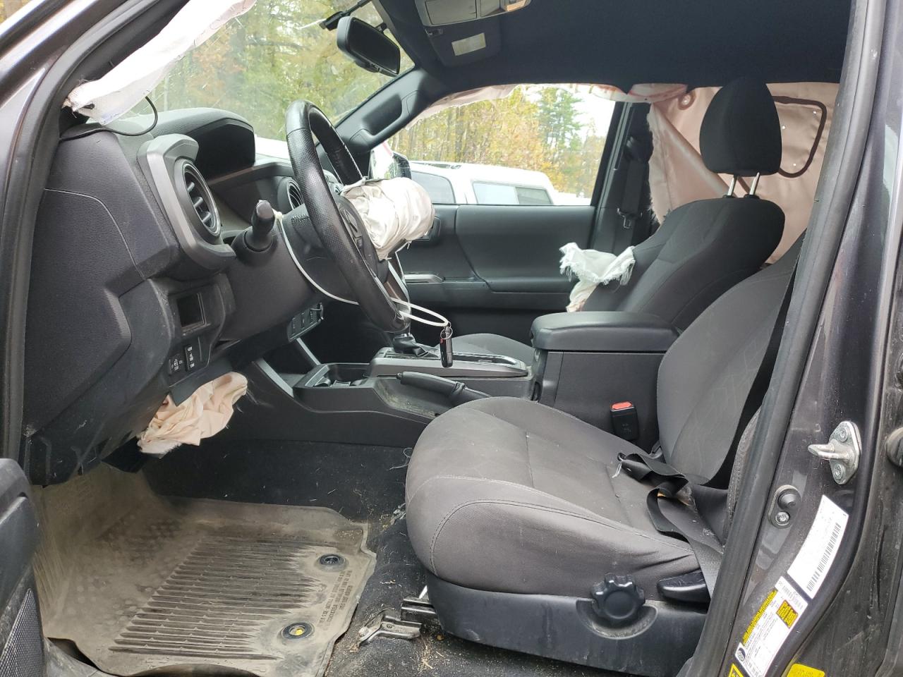 Toyota Tacoma Double Cab Image 6