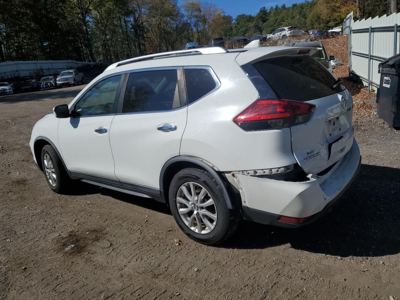 Nissan Rogue S Image 5
