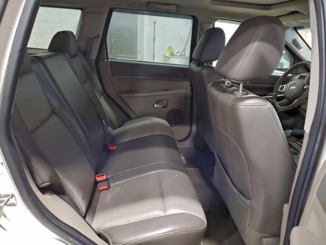 Jeep Grand Cherokee Laredo Image 9