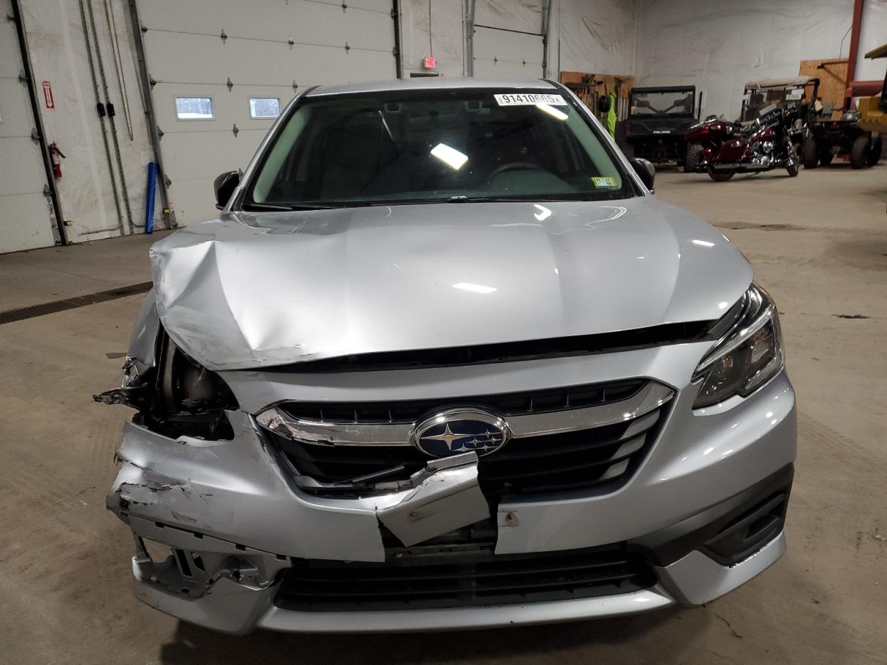 Subaru Legacy Image 12