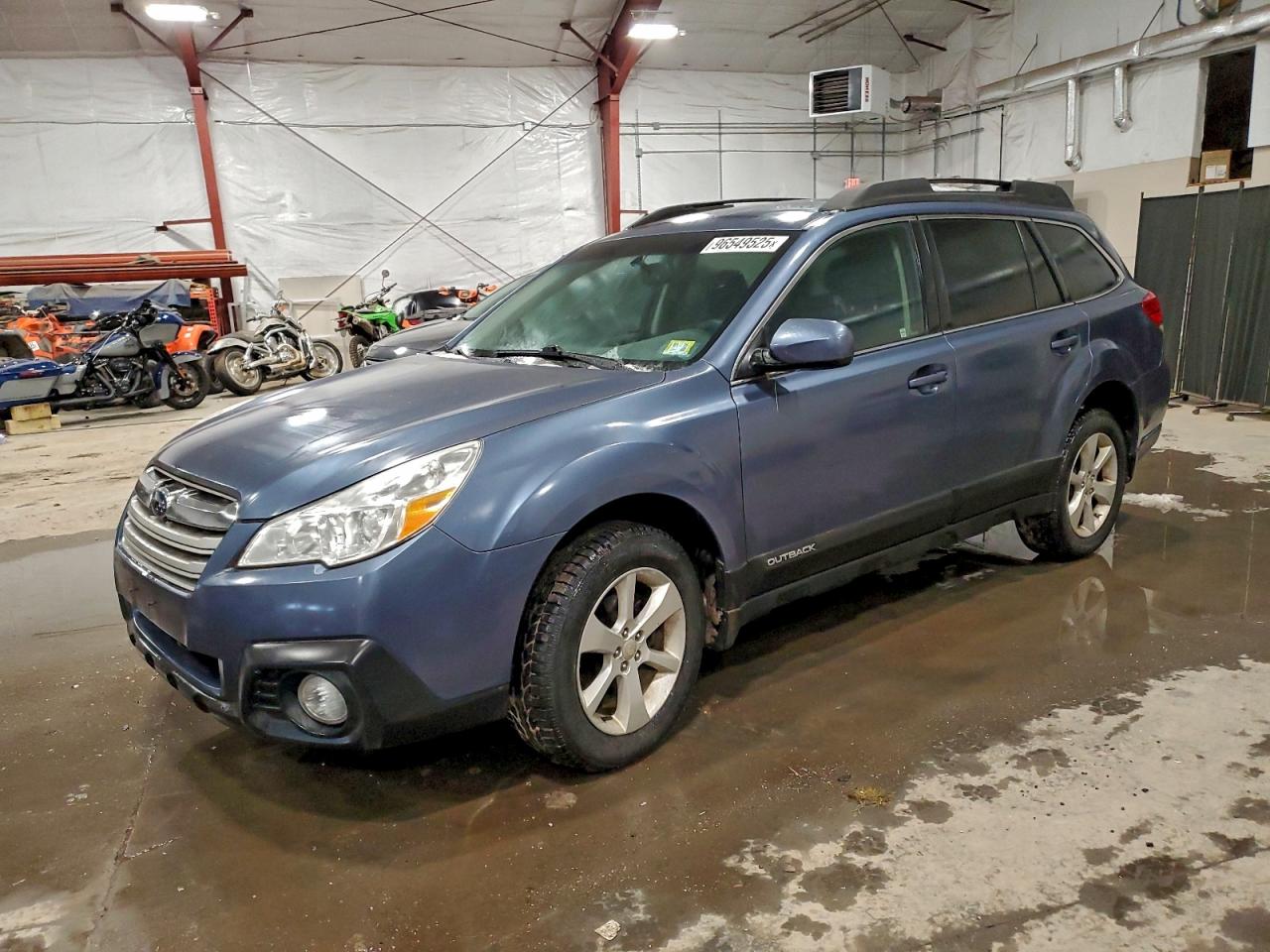 Subaru Outback 2.5i Premium Image 1