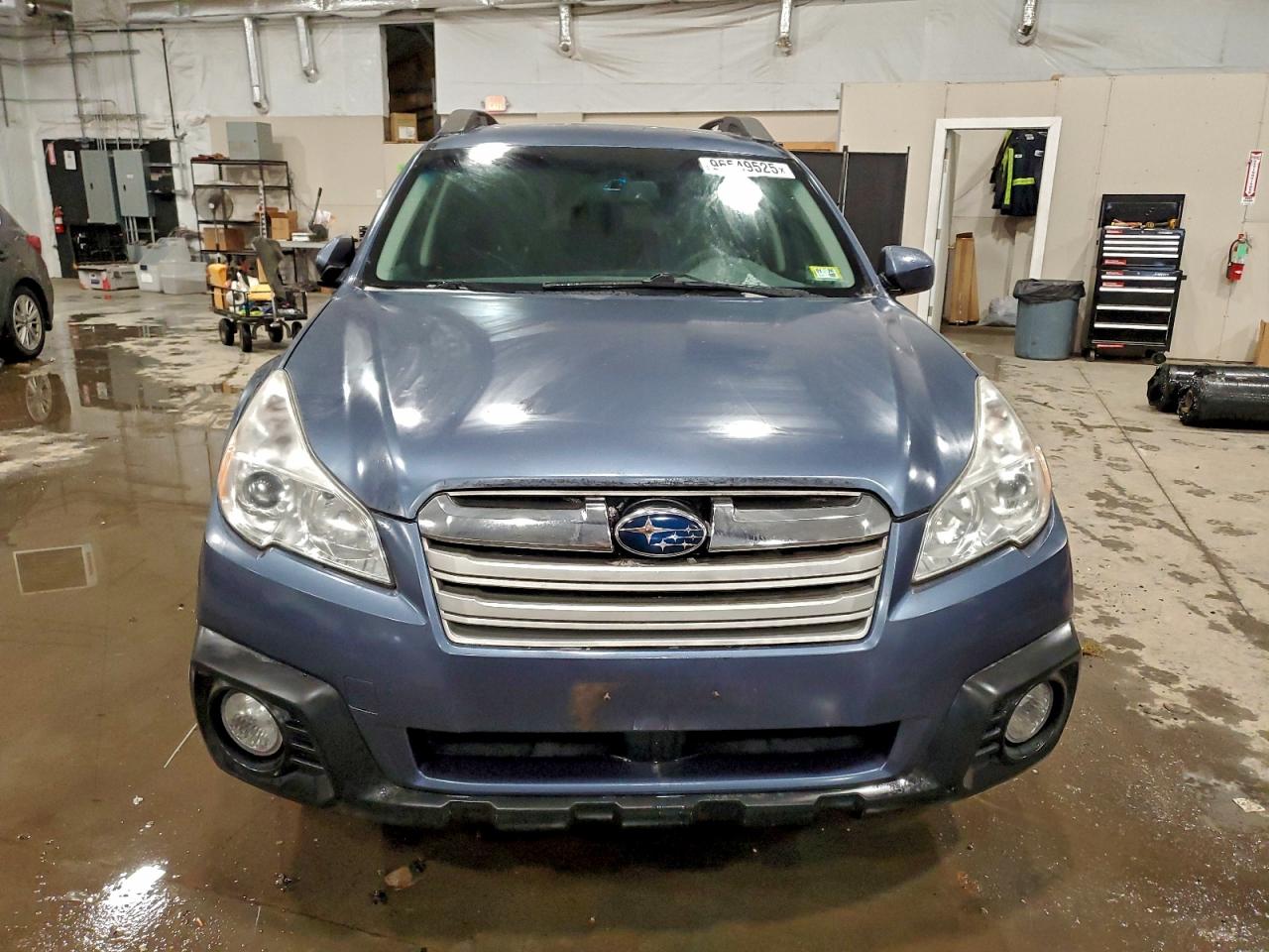 Subaru Outback 2.5i Premium Image 4
