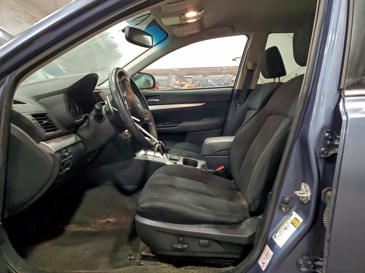 Subaru Outback 2.5i Premium Image 5