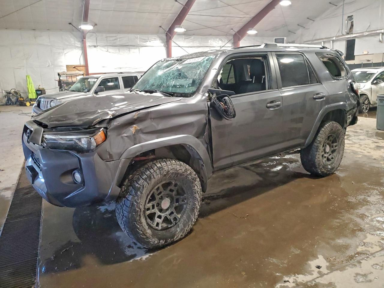 Toyota 4Runner Sr5/sr5 Premium Image 1