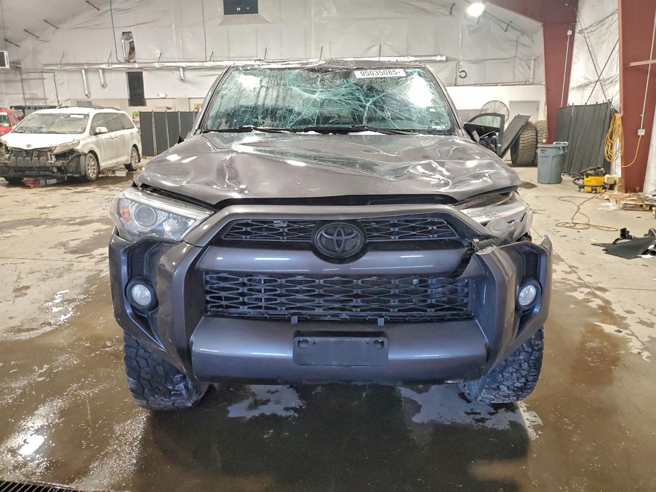 Toyota 4Runner Sr5/sr5 Premium Image 13