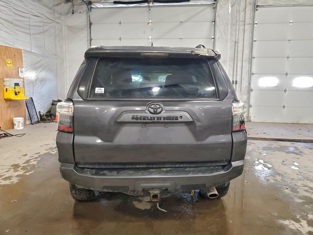 Toyota 4Runner Sr5/sr5 Premium Image 12