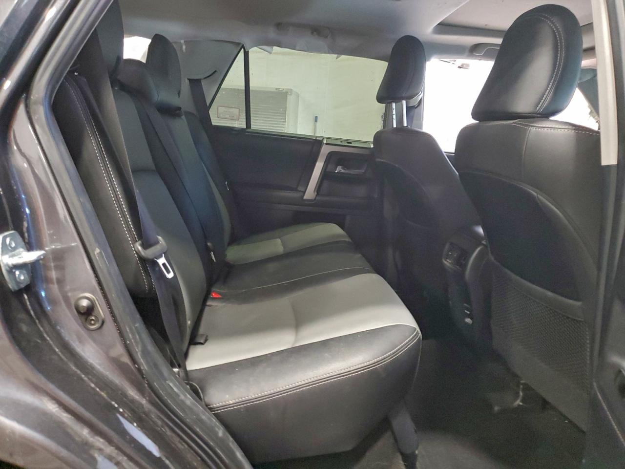 Toyota 4Runner Sr5/sr5 Premium Image 3