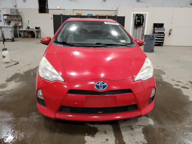 Toyota Prius Image 11