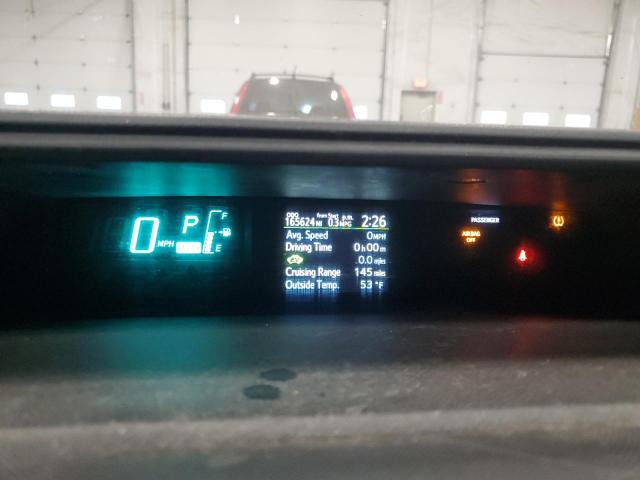 Toyota Prius Image 12