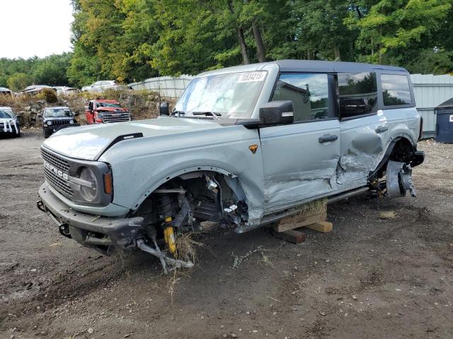  Salvage Ford Bronco