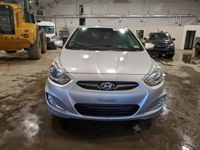 Hyundai ACCENT Gls Image 8