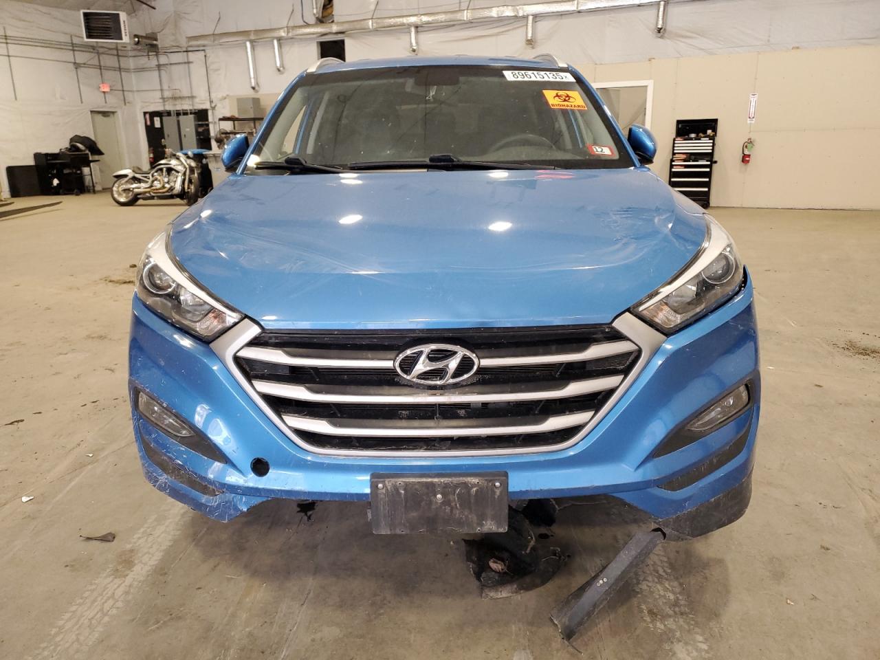 Hyundai TUCSON Sel Image 2