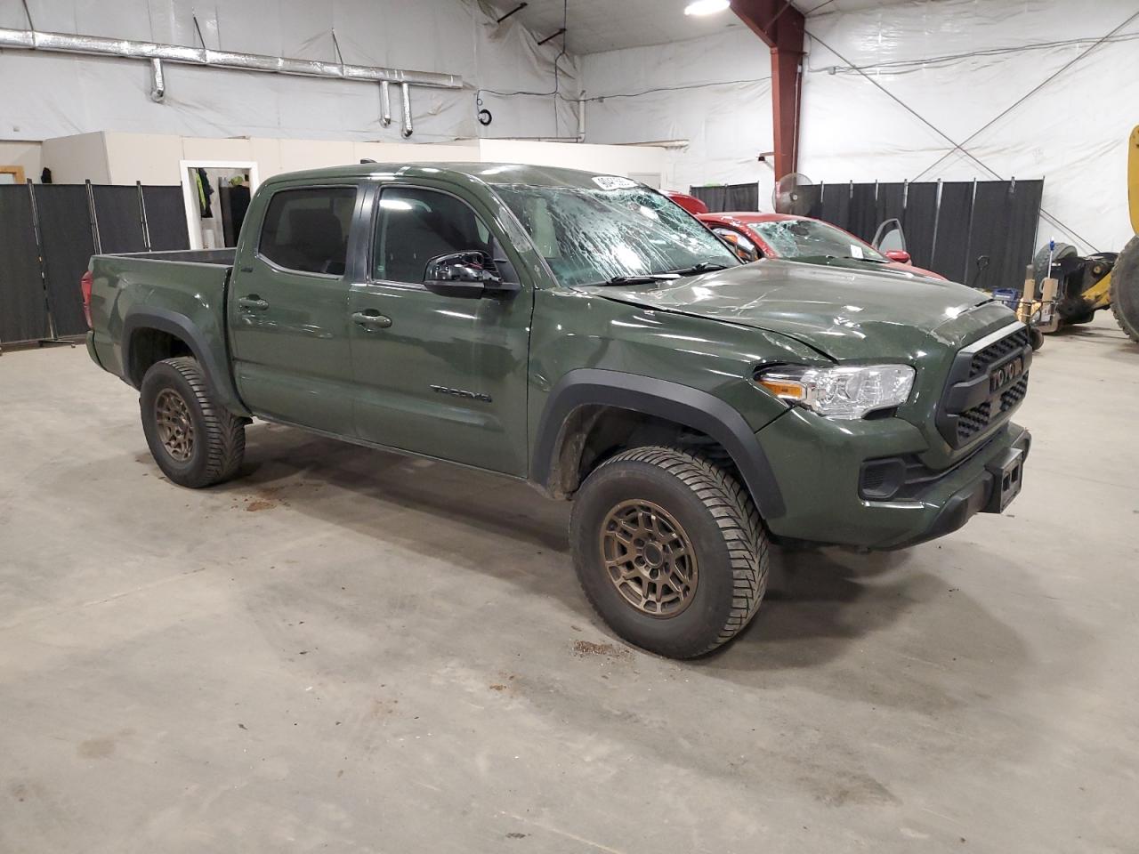 Toyota Tacoma Double Cab Image 6