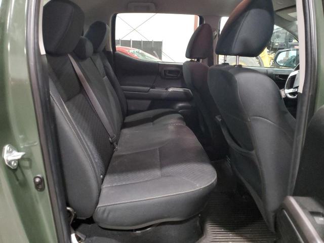 Toyota Tacoma Double Cab Image 11