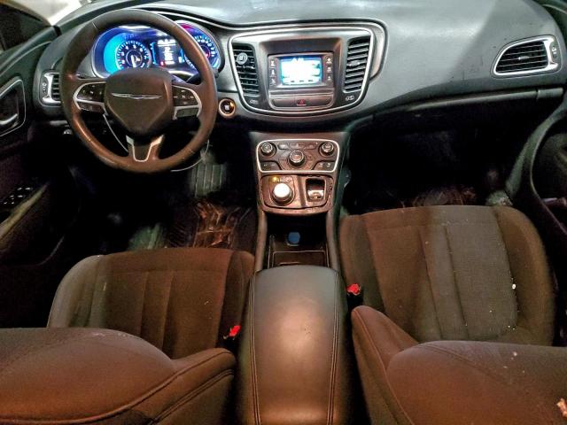 Chrysler 200 Limited Image 6