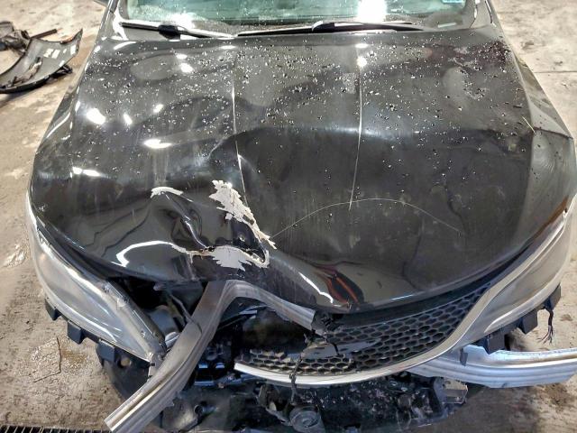 Chrysler 200 Limited Image 8