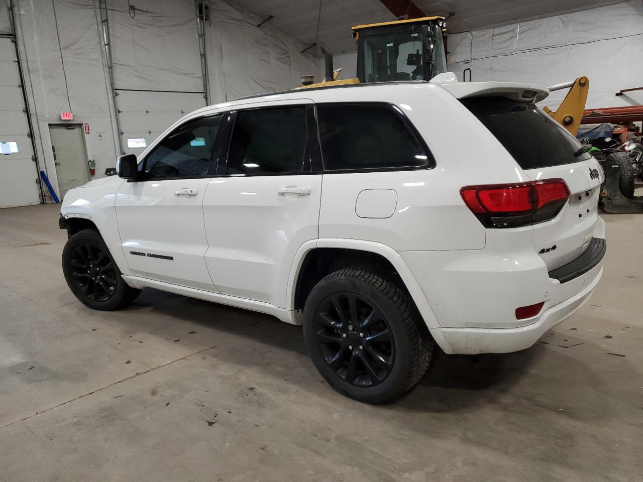 Jeep Grand Cherokee Laredo Image 3