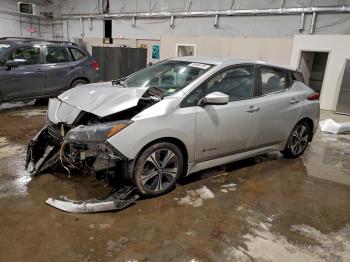  Salvage Nissan LEAF